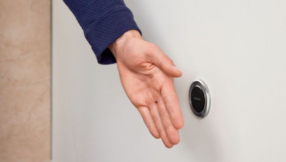 Déclenchement à distance de la chasse d'eau Geberit type 10 Déclenchement à distance de la chasse d'eau Geberit type 10