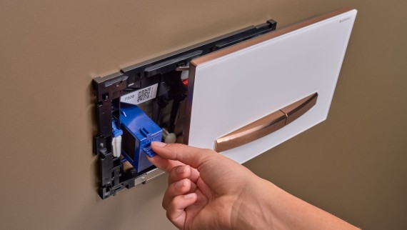 Geberit Sigma50 plaque de déclenchement, carrée, avec module d'extraction d'odeurs Geberit Sigma50 plaque de déclenchement, carrée, avec module d'extraction d'odeurs